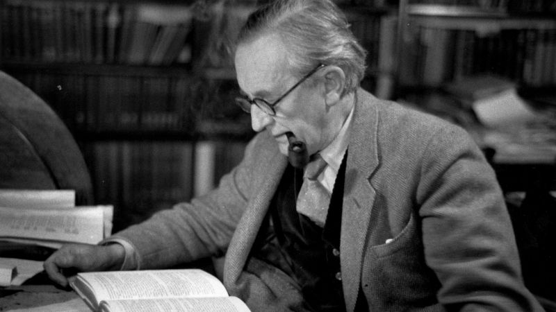 The Chiastic Structure of the Hobbit